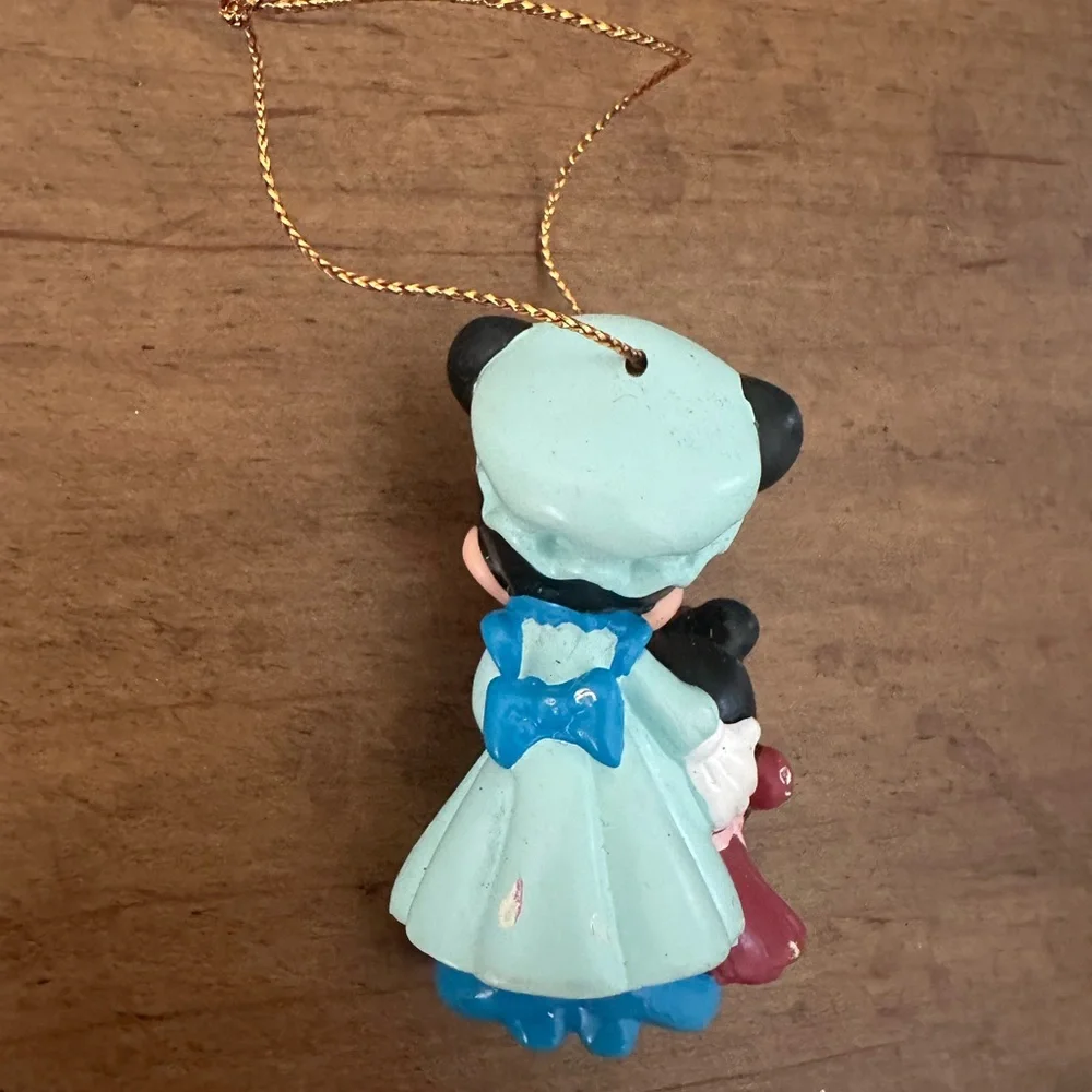 Avon this vintage