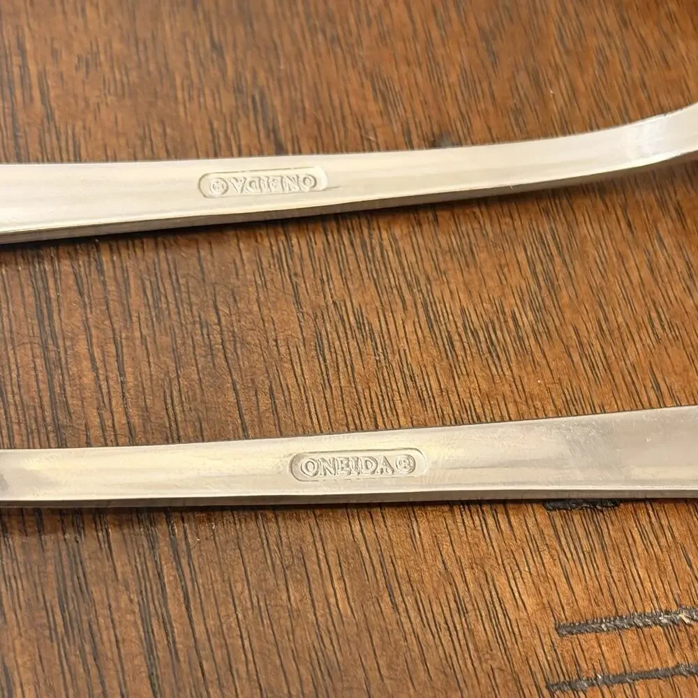 Oneida spoons may