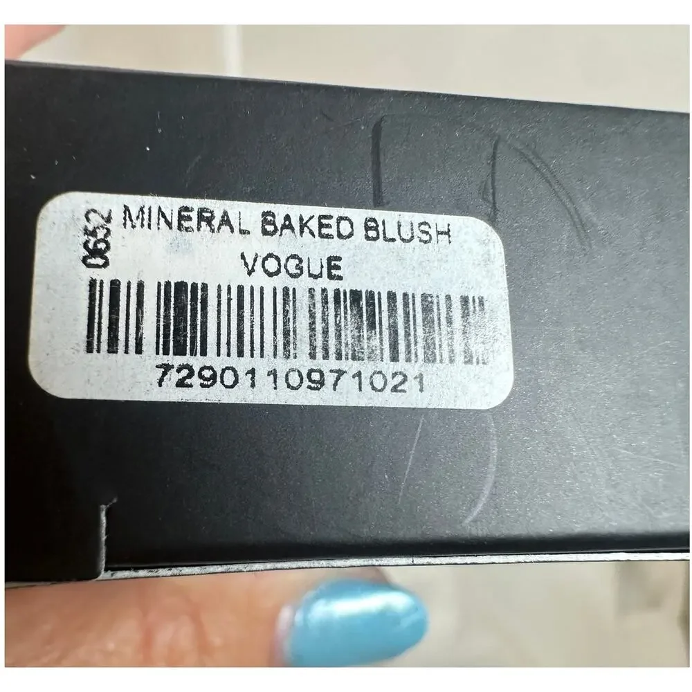 IL MAKIAGE brand new