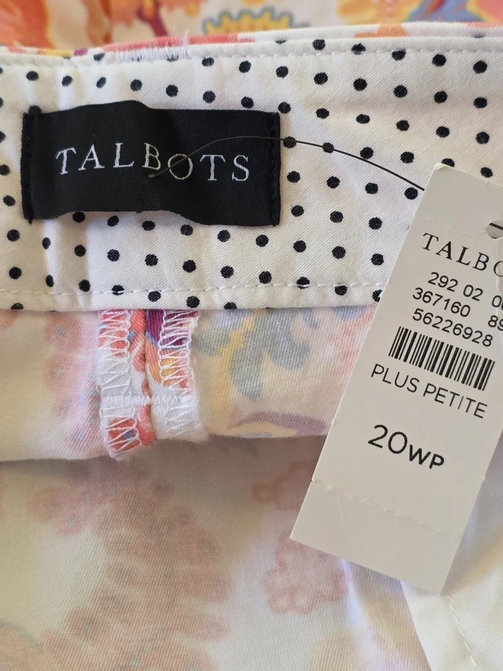 NWT Talbots Perfect Shorts 7.5