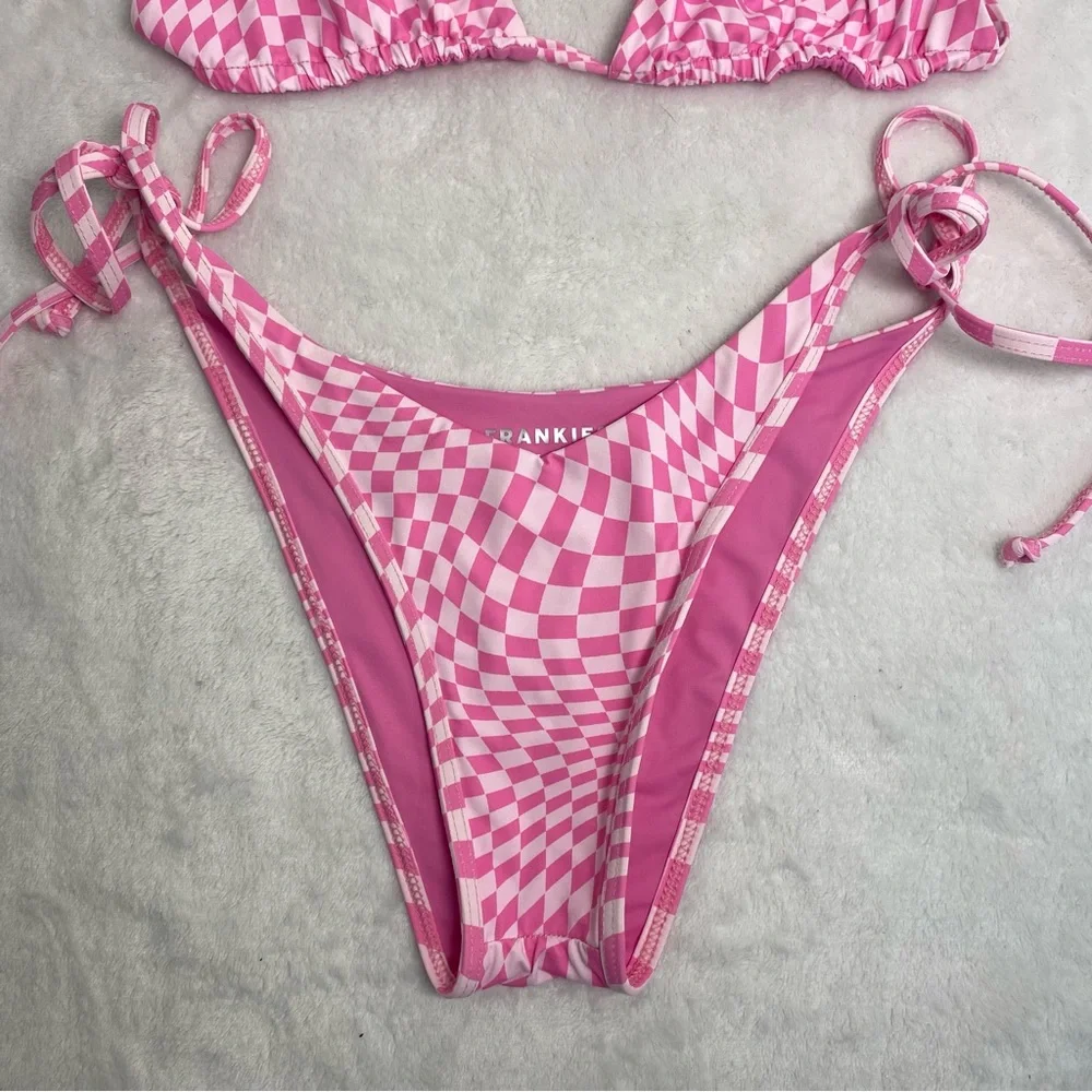 chic pink