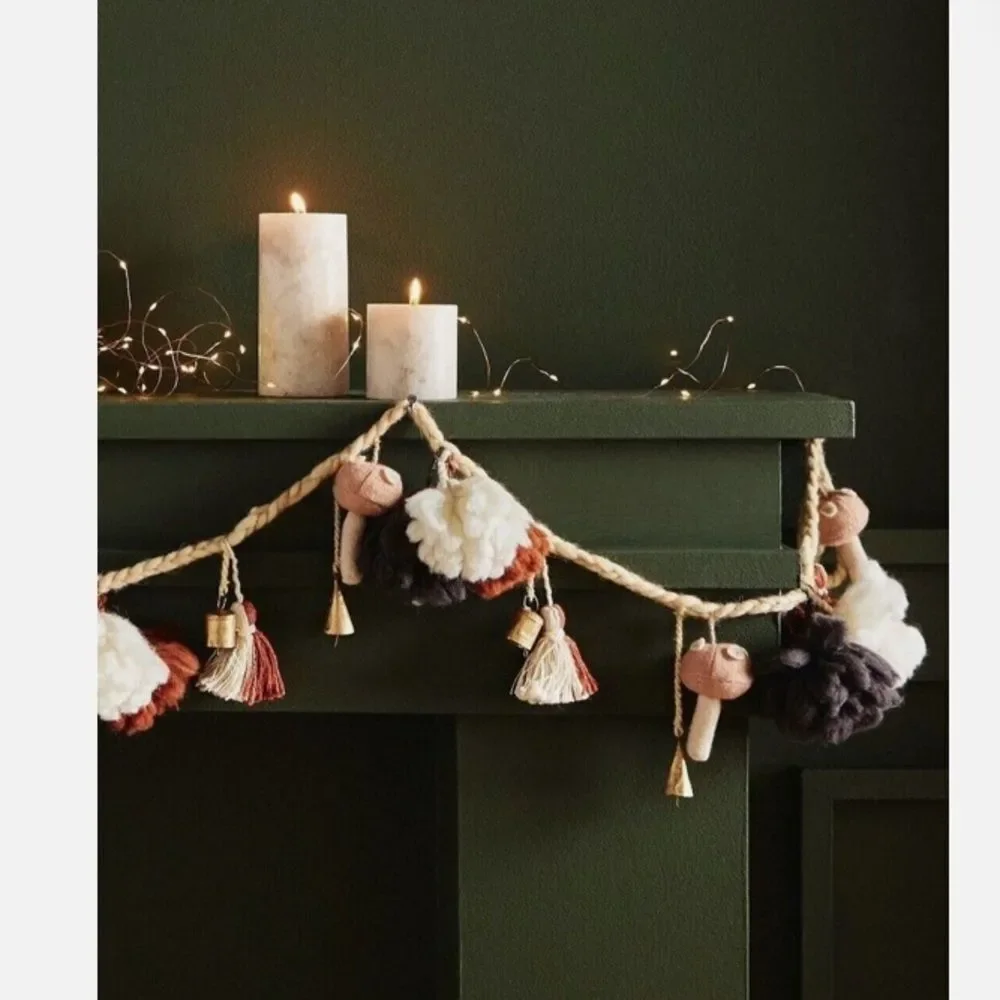 Anthropologie Large Mushroom Garland 72