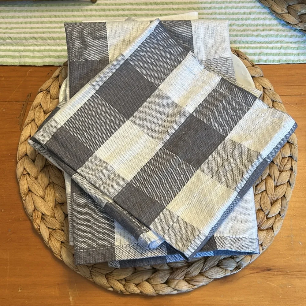 N/A set checkered
