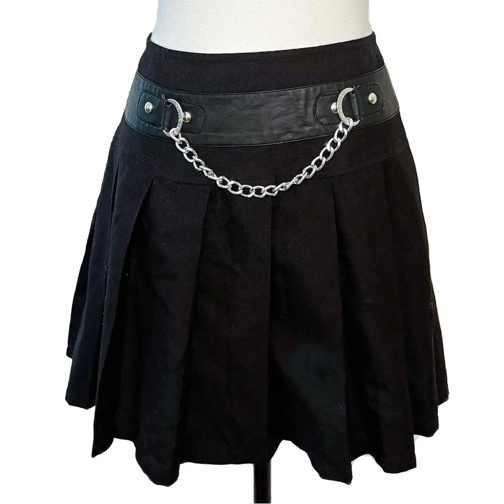 Royal Bones by Tripp Mini Skirt | Black Pleated with Chain | Size Large