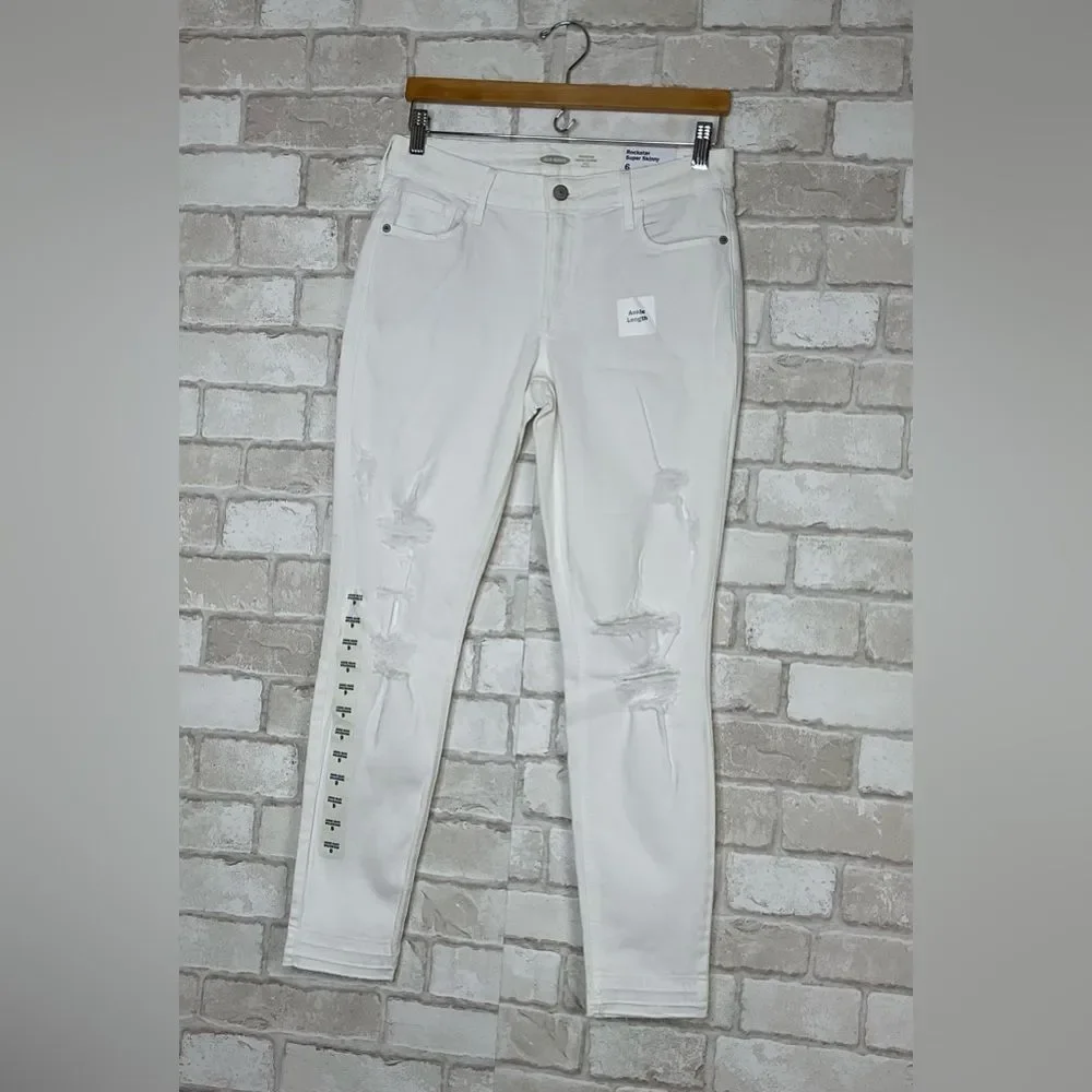Old Navy white super
