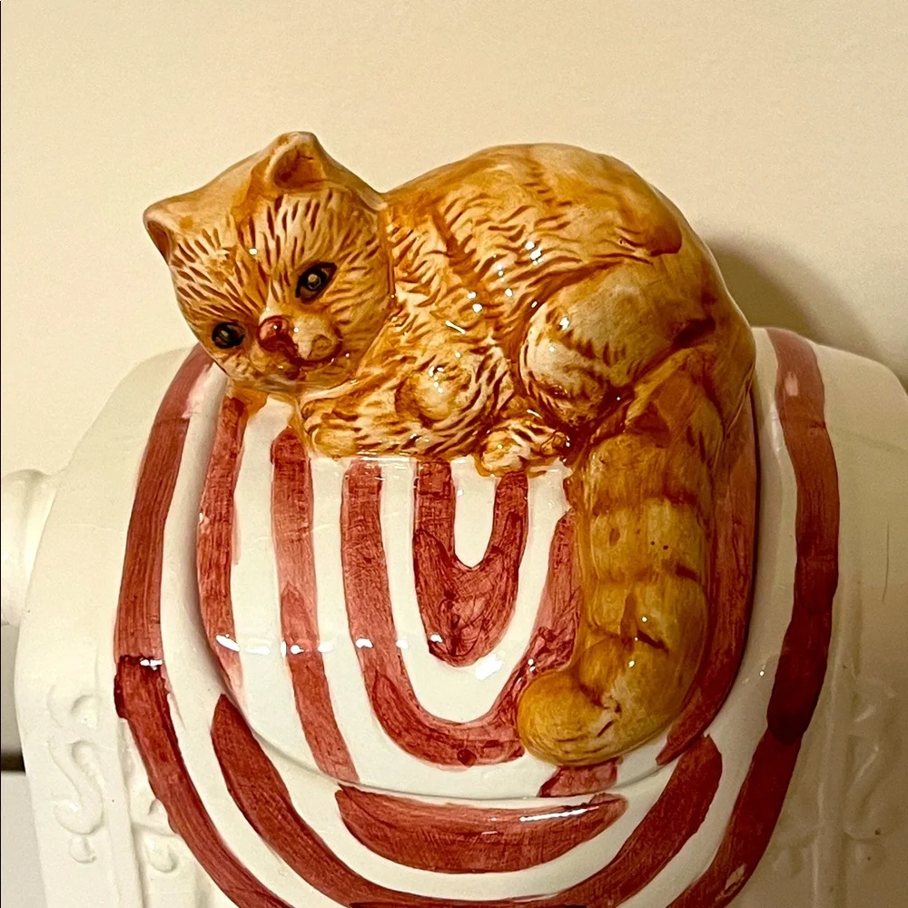 N/A charming ceramic