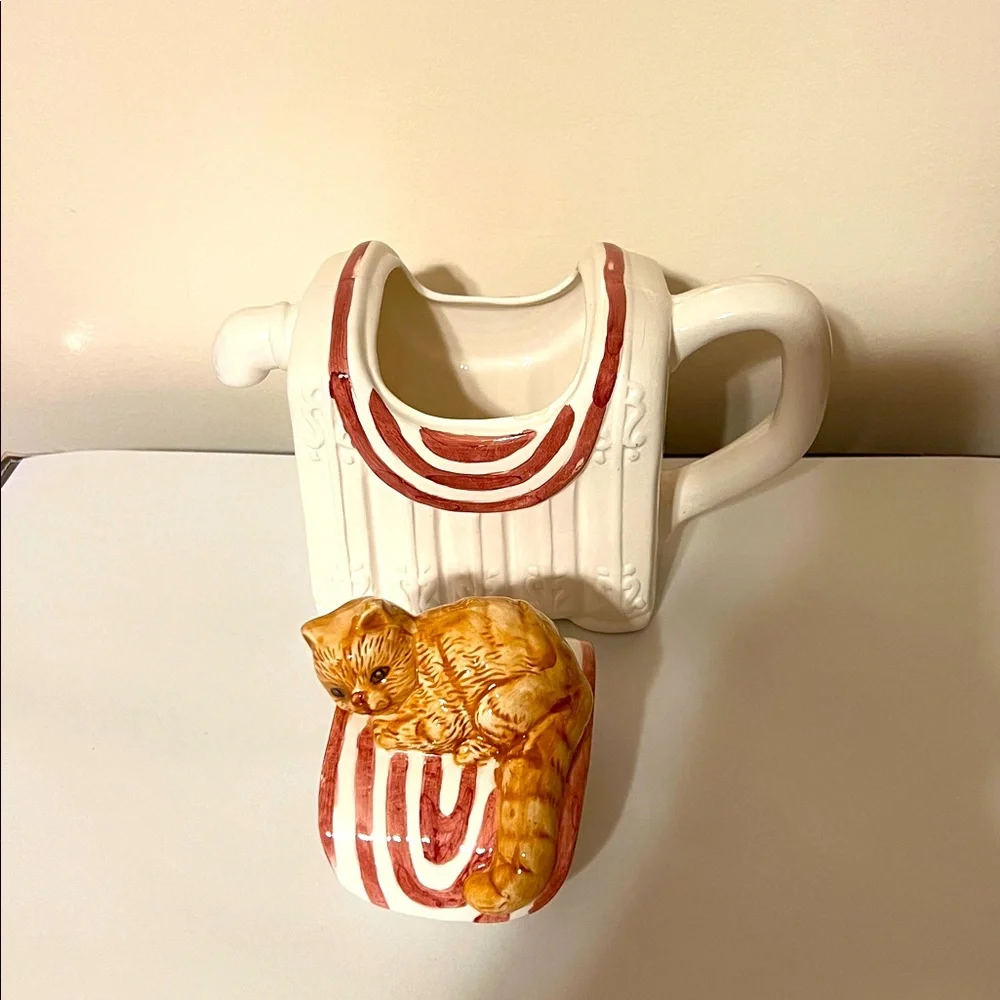N/A charming ceramic