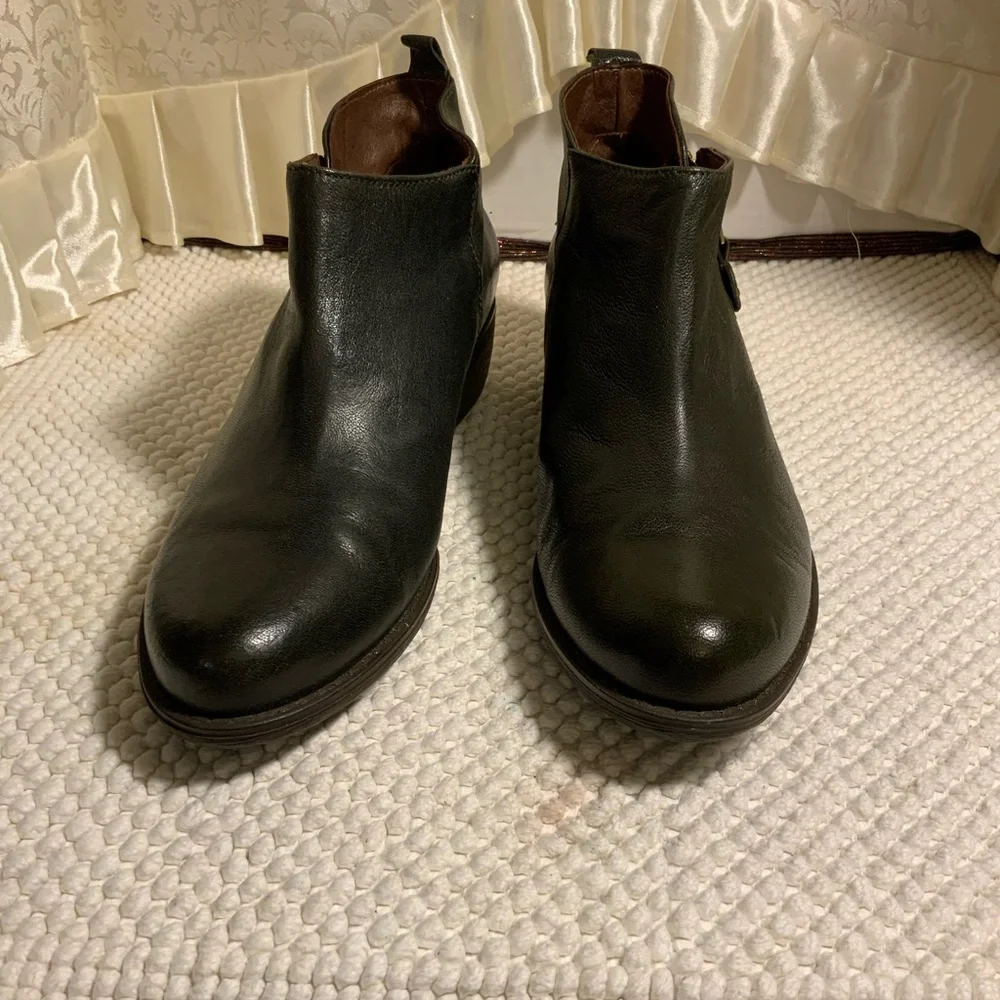 ERIC MICHAEL LEATHER BOOTIES