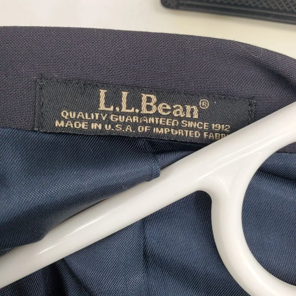 L.L. Bean bean navy