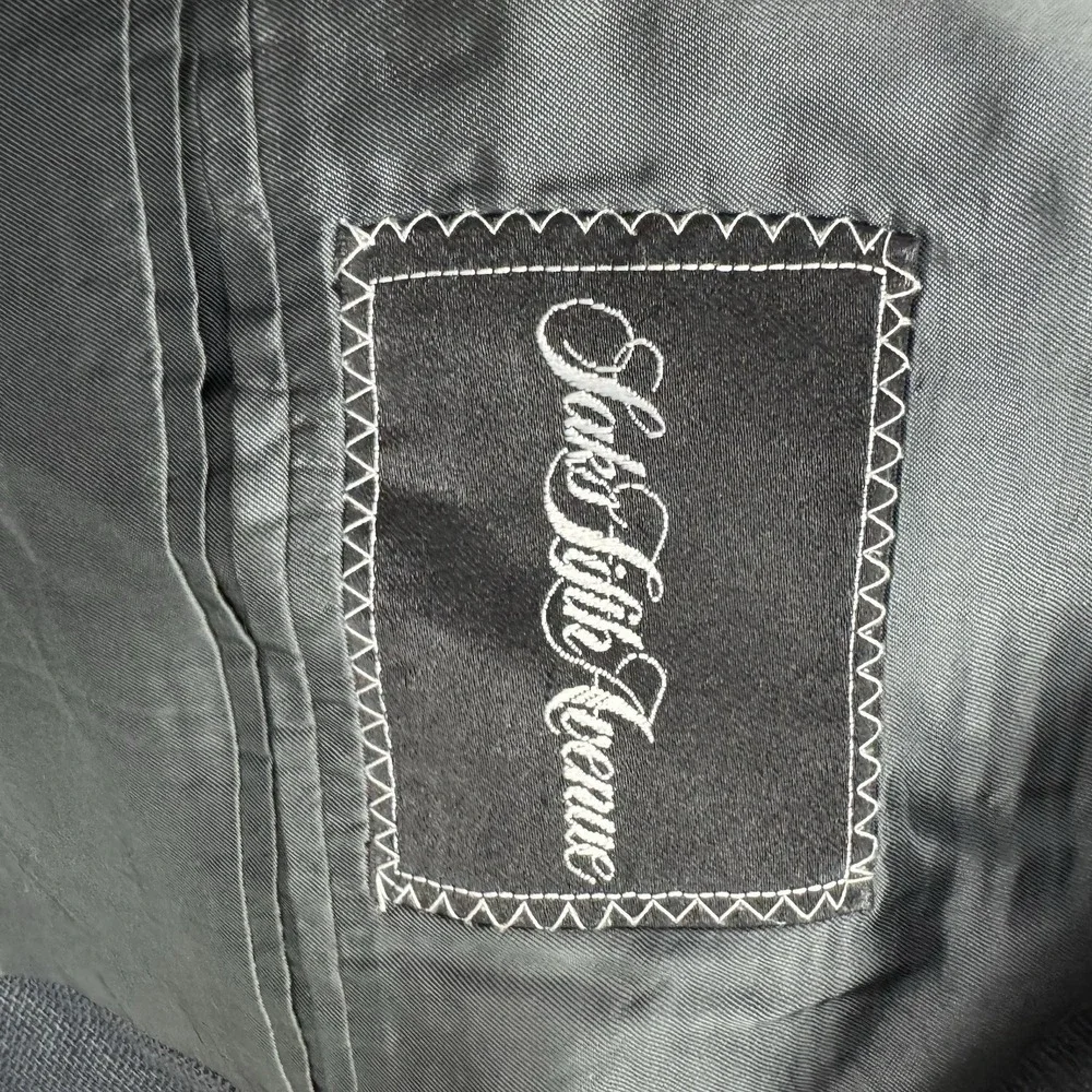 Valentino please see