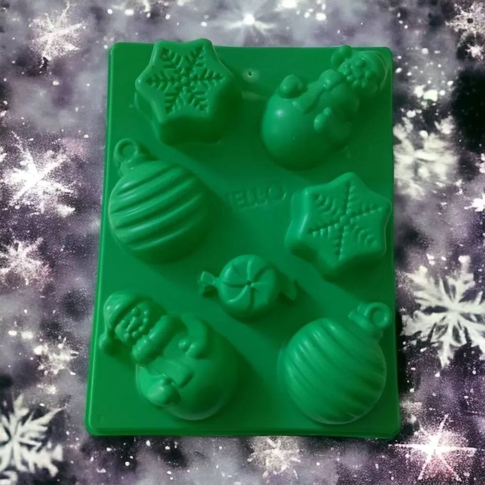 Jello Christmas‎ Mold Green Jigglers Happy Holidays Snowflake Snowman Ornament.