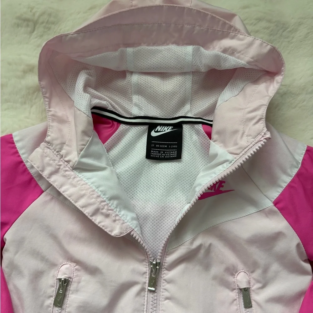 Nike vibrant jacket