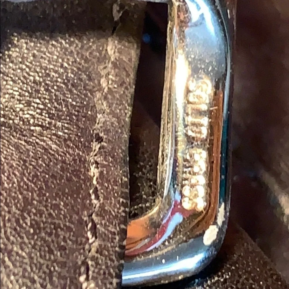 Coach preloved solid