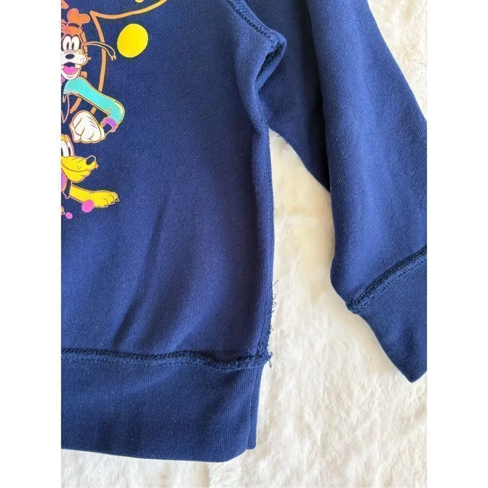 Disney epcot crewneck