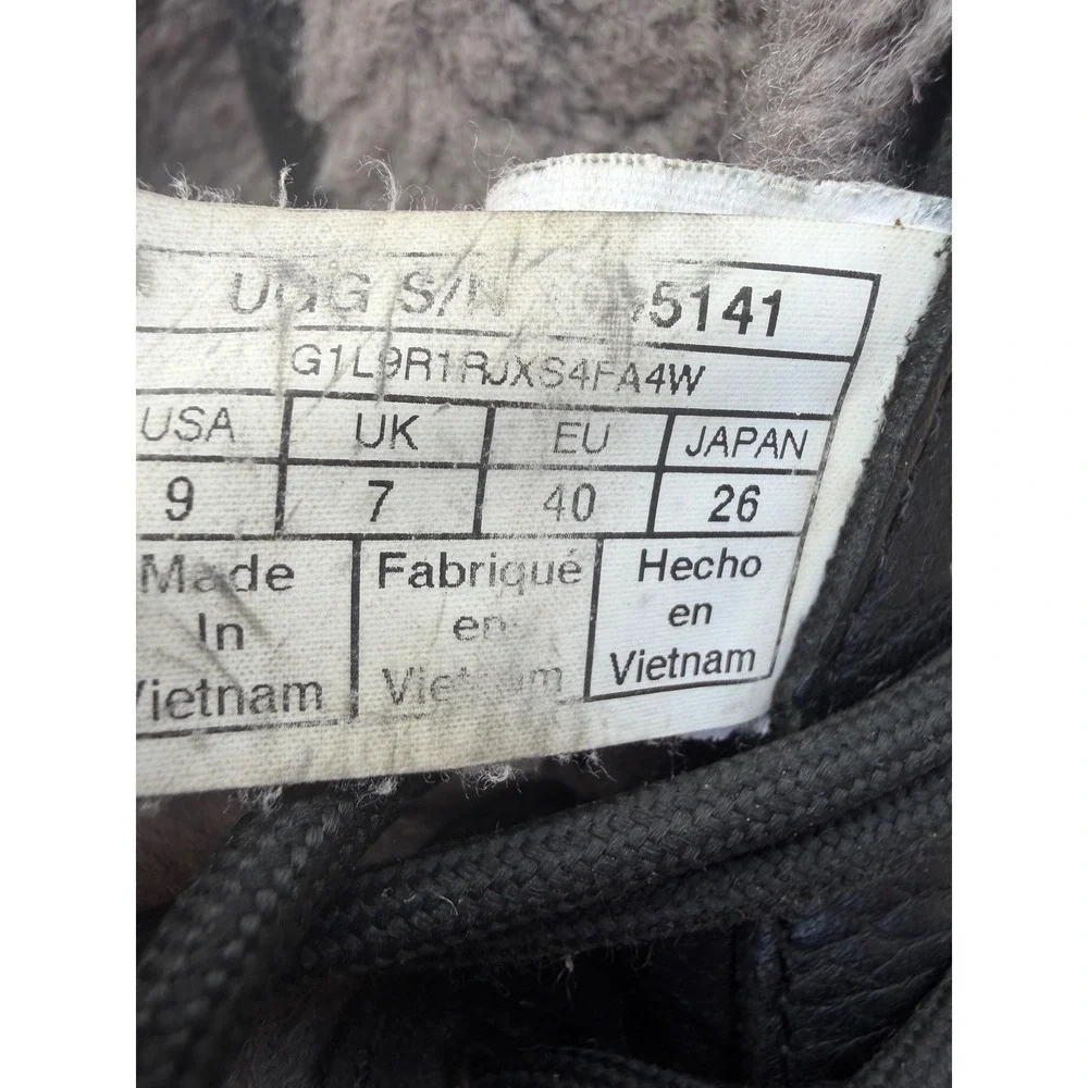 UGG adirondack iii