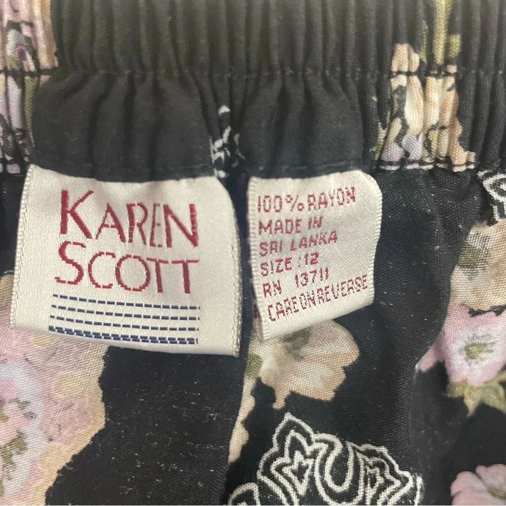 Karen Scott karen scott