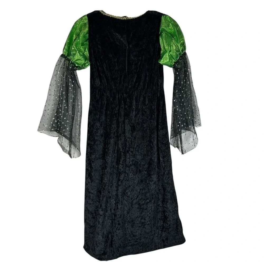 Target kids witch
