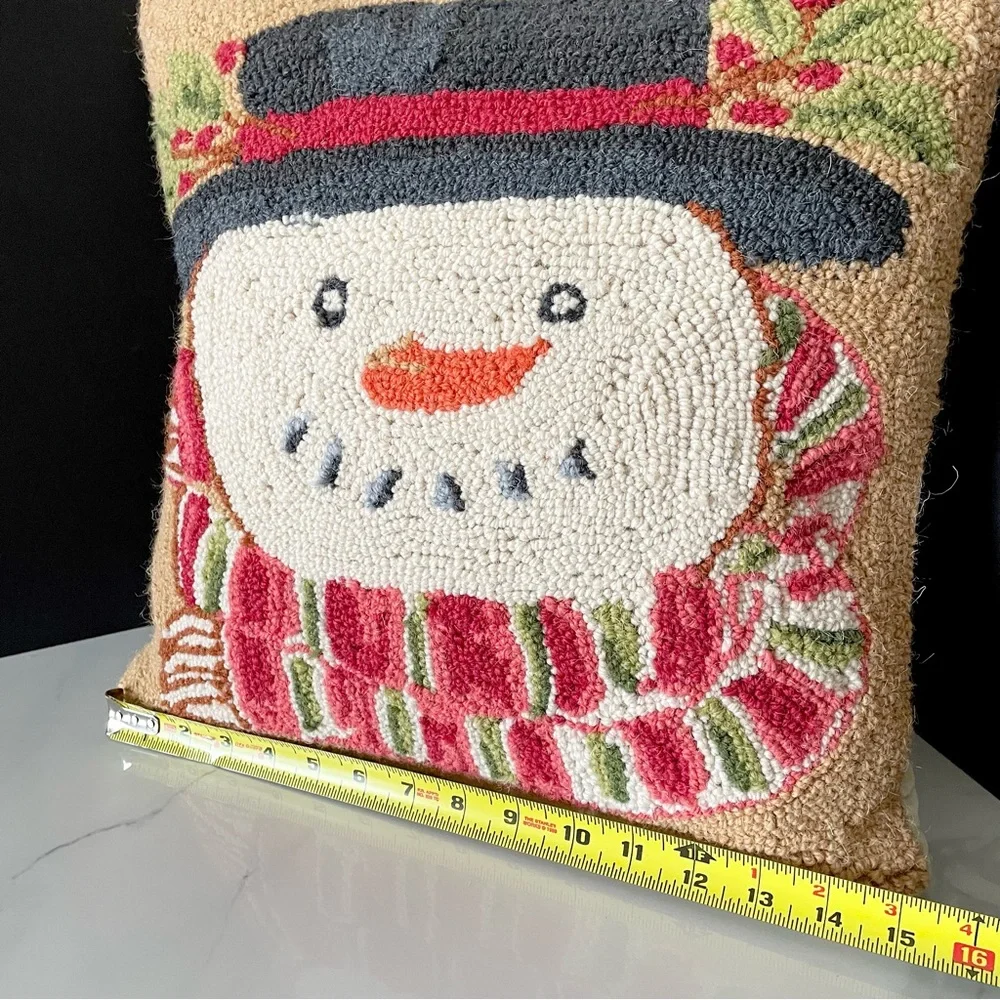 Peking Handicraft snowman wool
