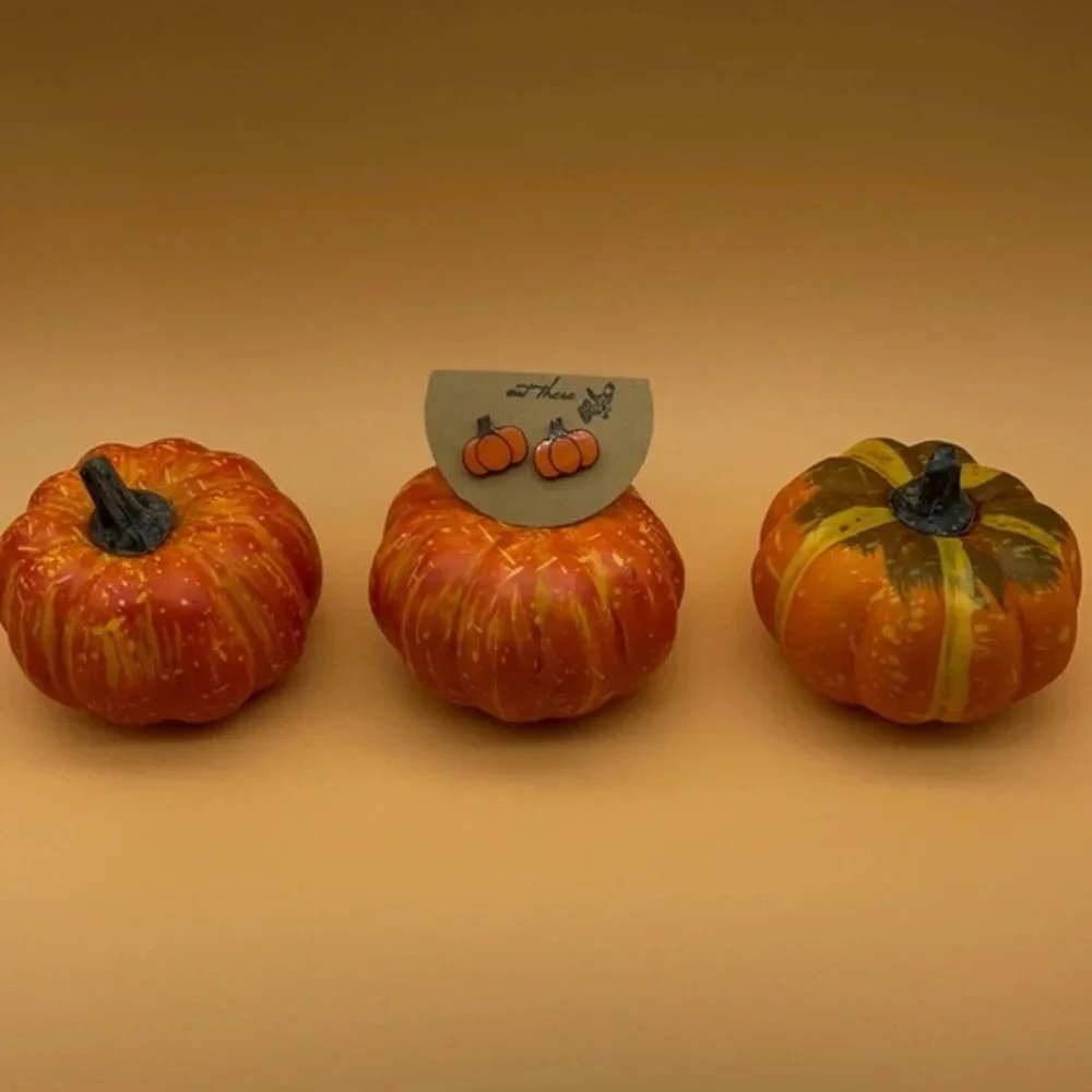 Pumpkin Stud Earrings 3/$30 🎃
