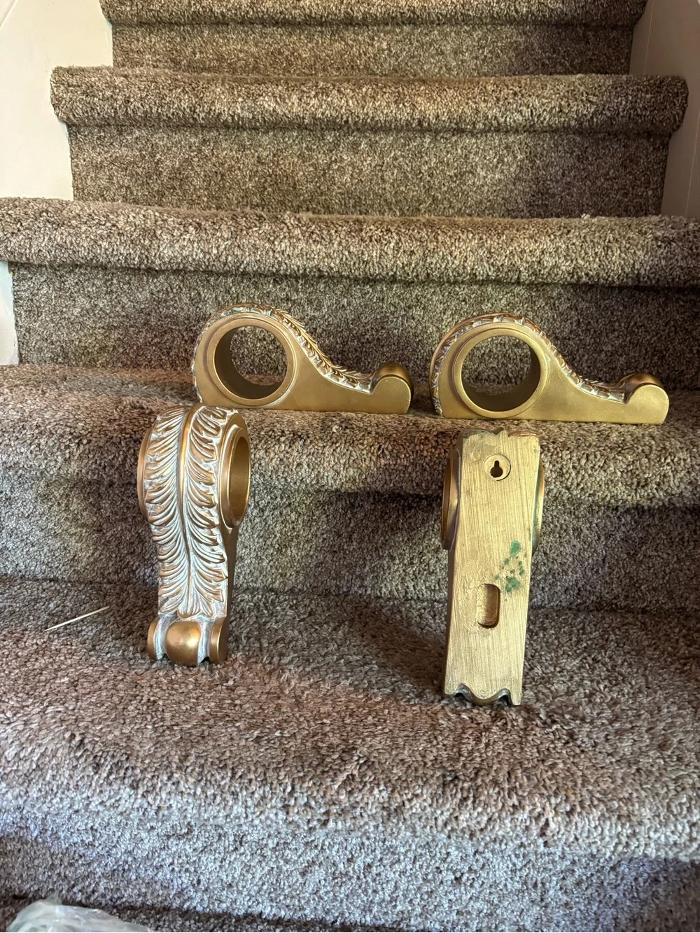 Decorative Gold Curtain Rod Brackets and Finial Set