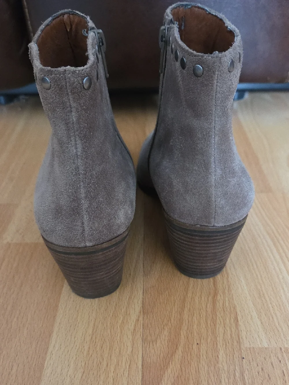 Lucky Brand taupe suede
