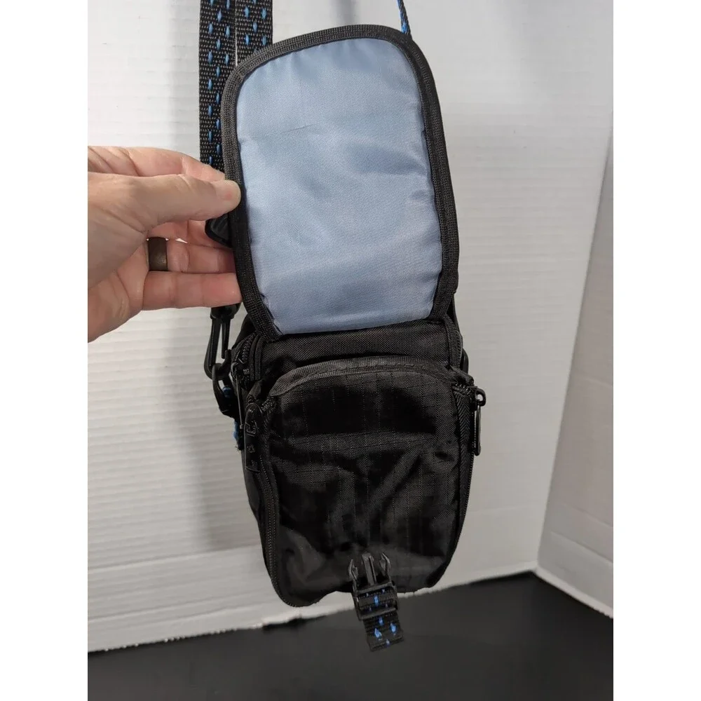 Samsonite padded crossbody