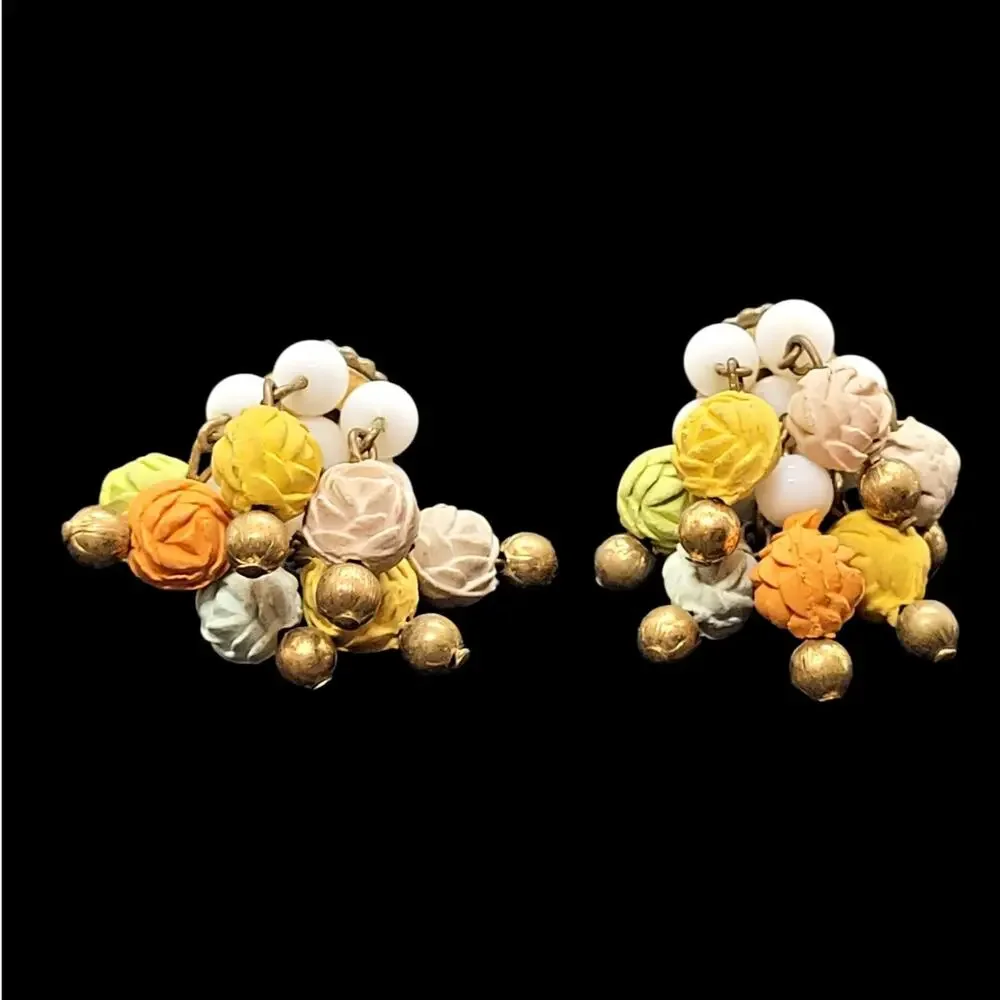 Vintage 1960s Gold Tone Rosette‎ Clip Earrings Milk Glass Pastelcore Mod