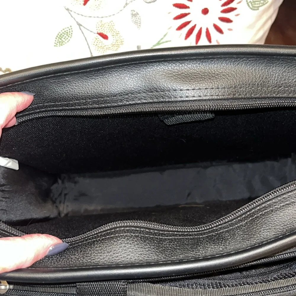 Targus leather bag