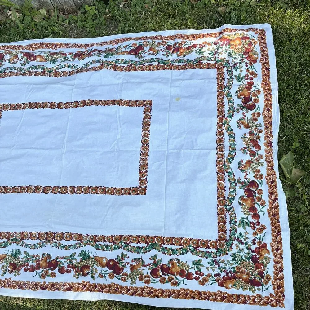 Unbranded 1950s tablecloth