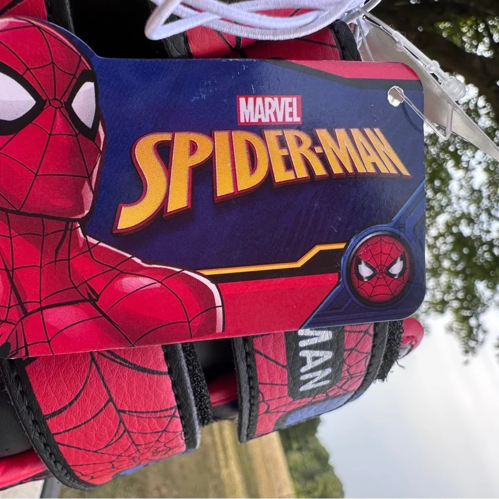 Spiderman stylish snow
