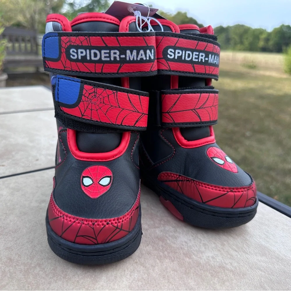 Spiderman stylish snow
