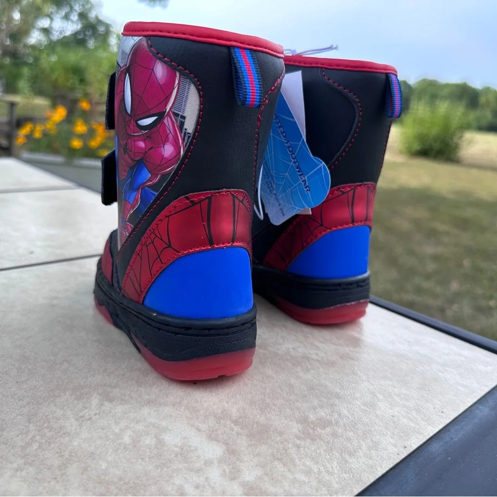 Spiderman stylish snow