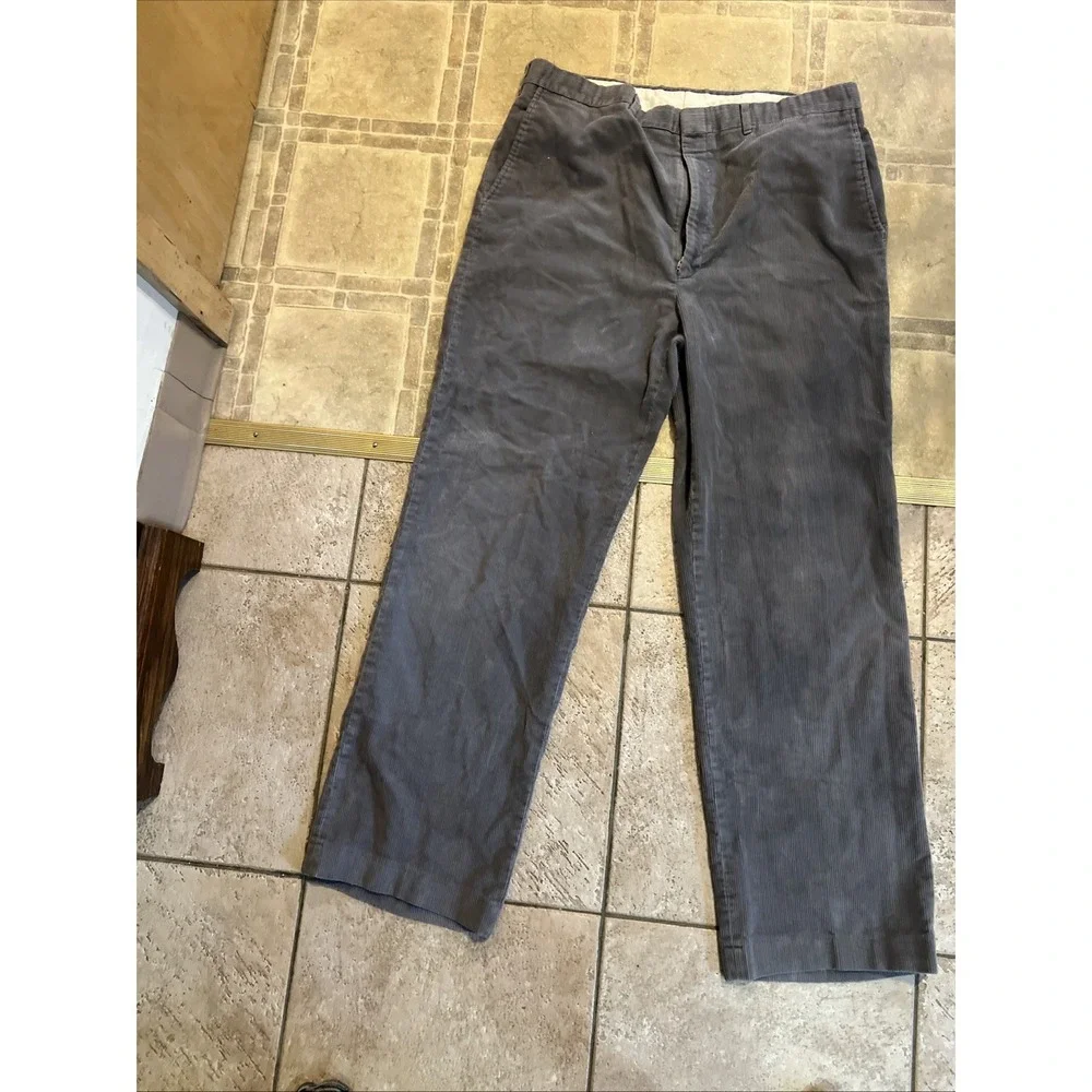 HAGGAR Men's Grey Corduroy Pants‎ 38x31 Comfortable Waist Straight Flat Front