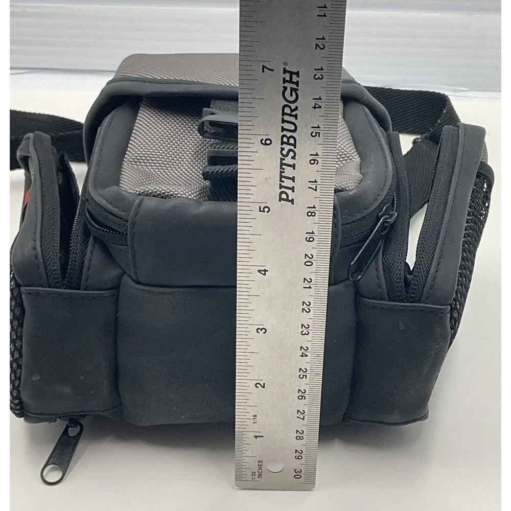 The Unbranded Brand this compact