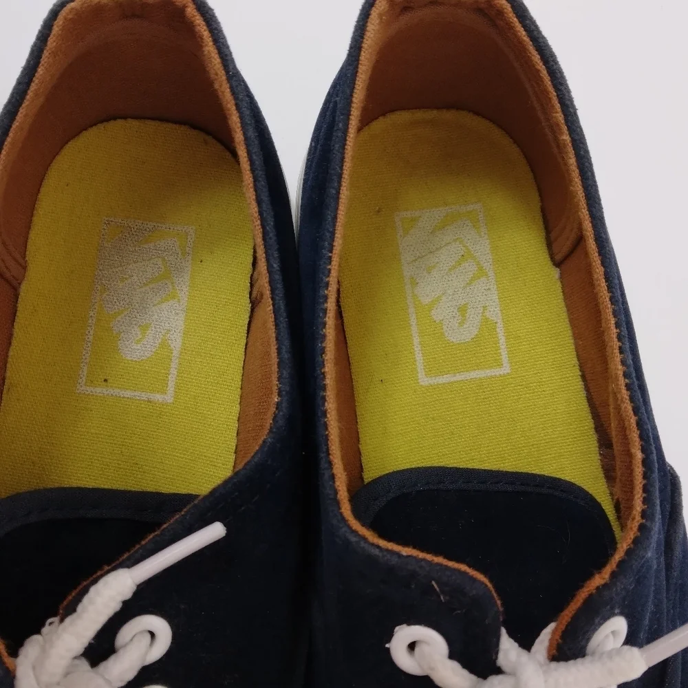 Vans unisex blue