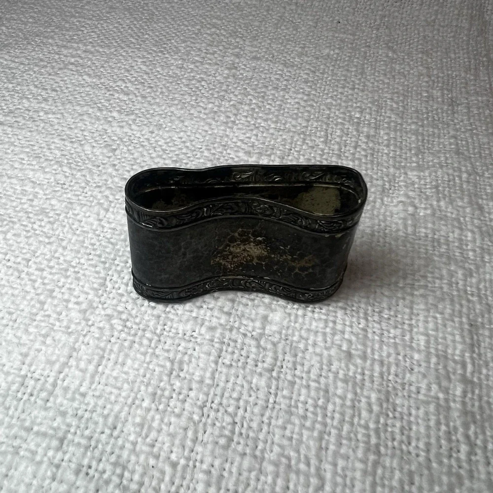 The Unbranded Brand vintage silver
