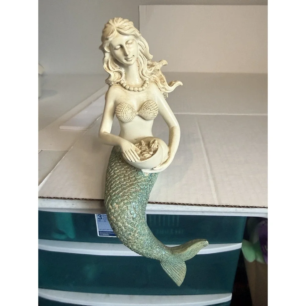 Fantasy Mermaid Collectible Figurine Statue w/ Bowl Seashell Bra Green Tail