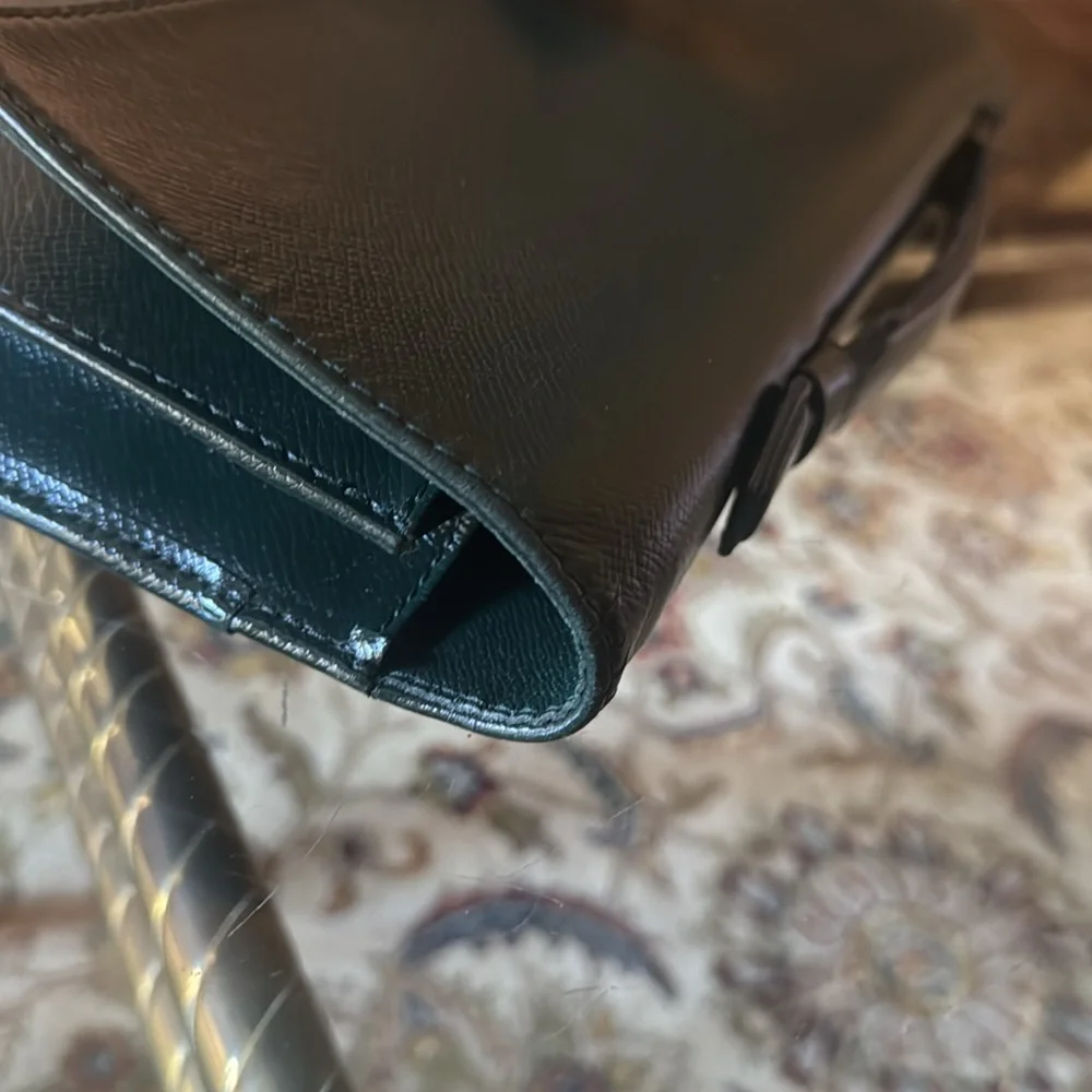 Louis Vuitton briefcase Taiga laguito dark Green and Gold lock