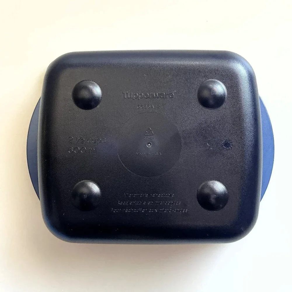 Tupperware tuperware vent