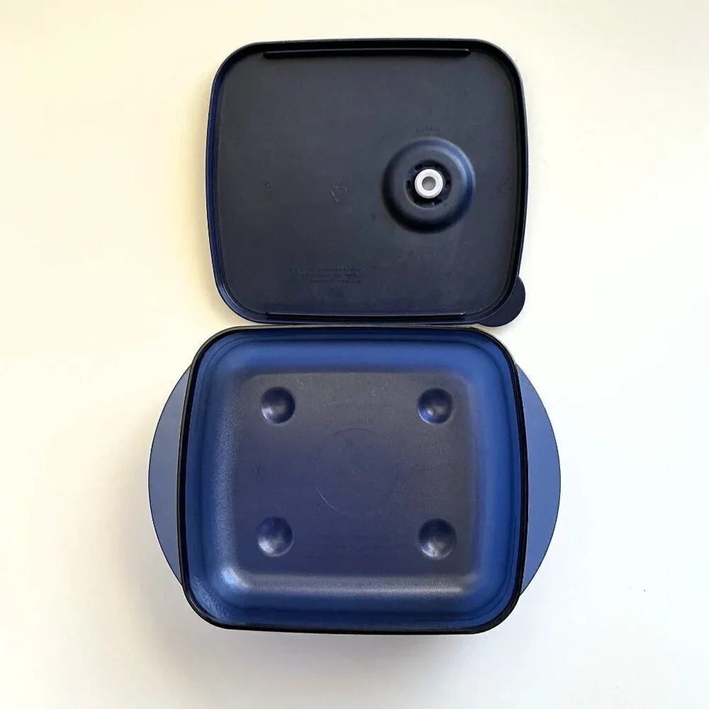 Tupperware tuperware vent