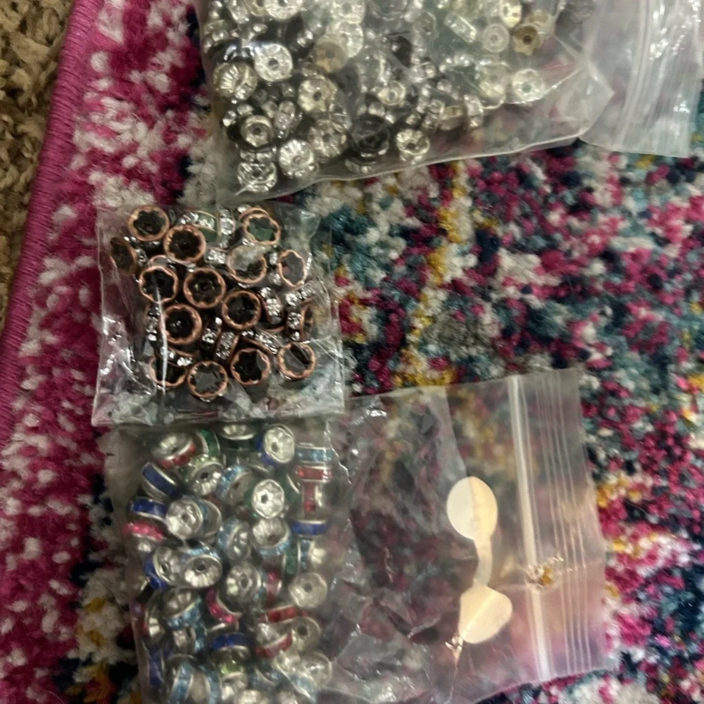 N/A lots goodies