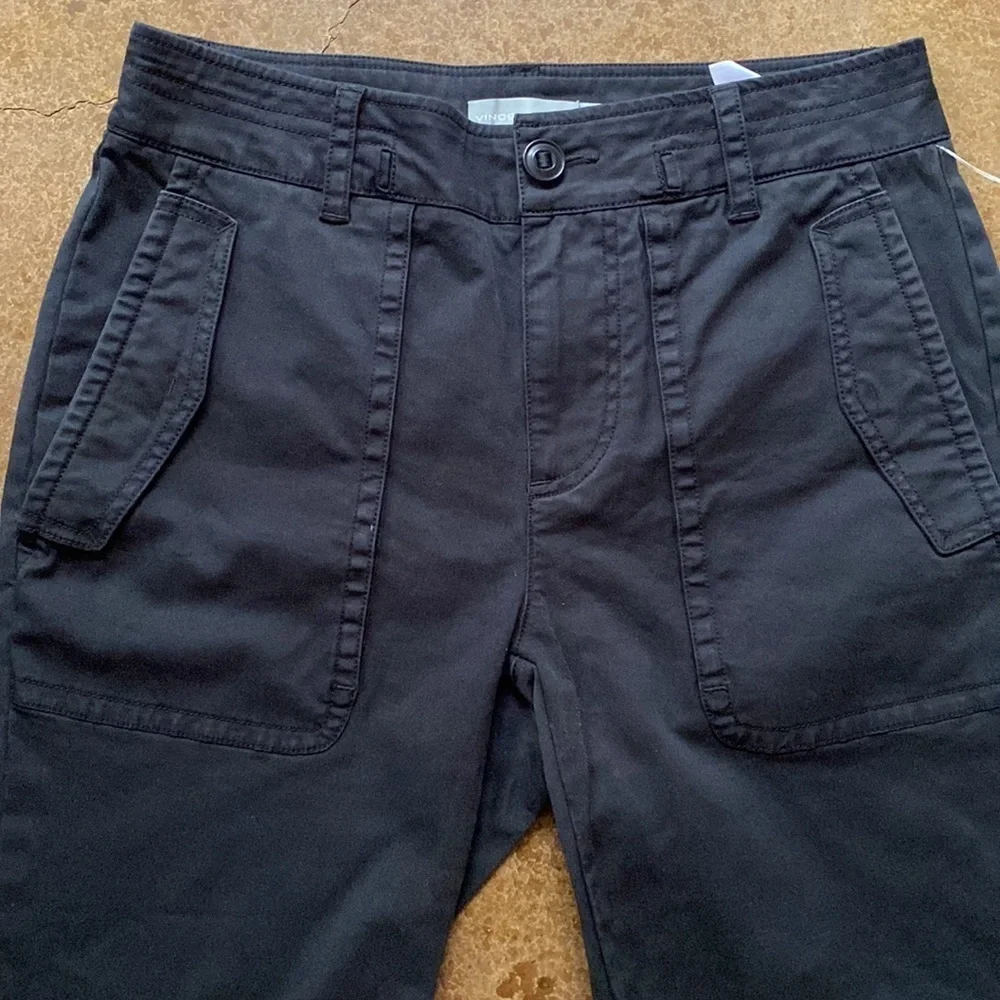 VINCE Camuto Vince black‎ cargo style stretch cropped pants