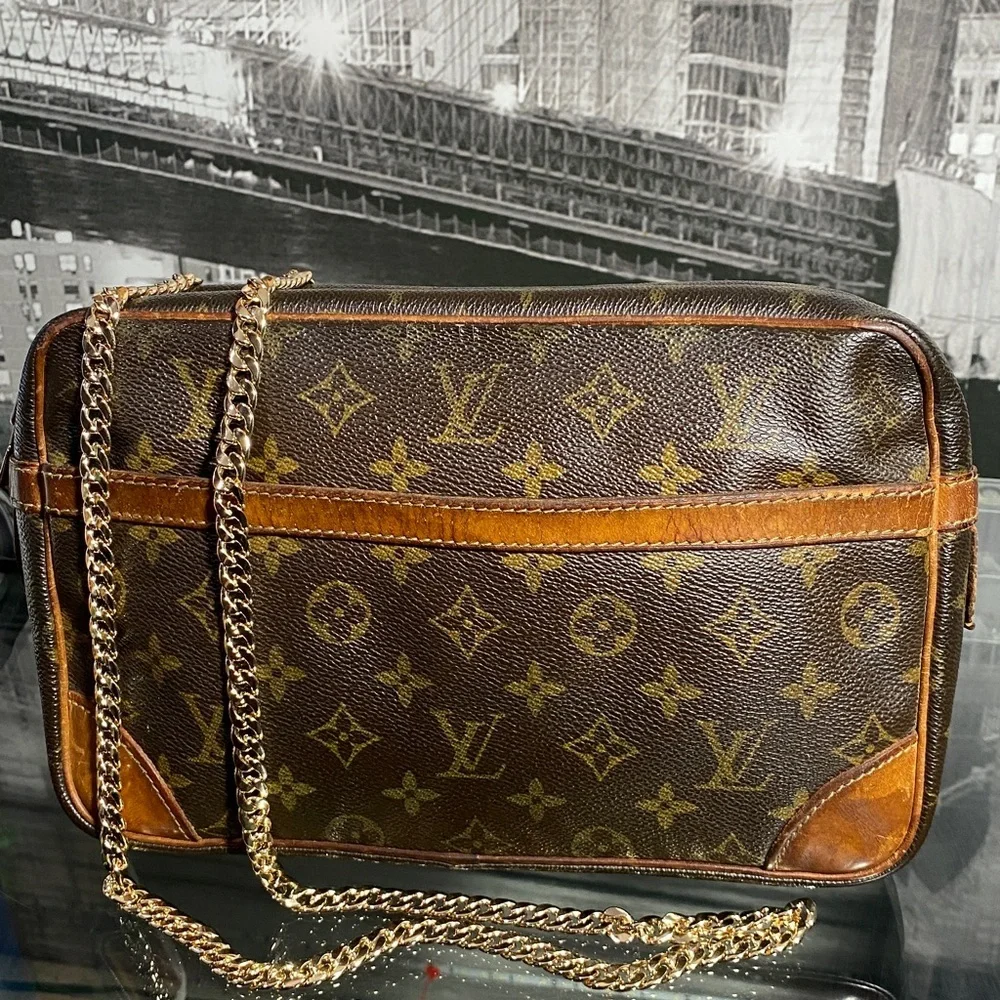 Louis Vuitton authentic louis