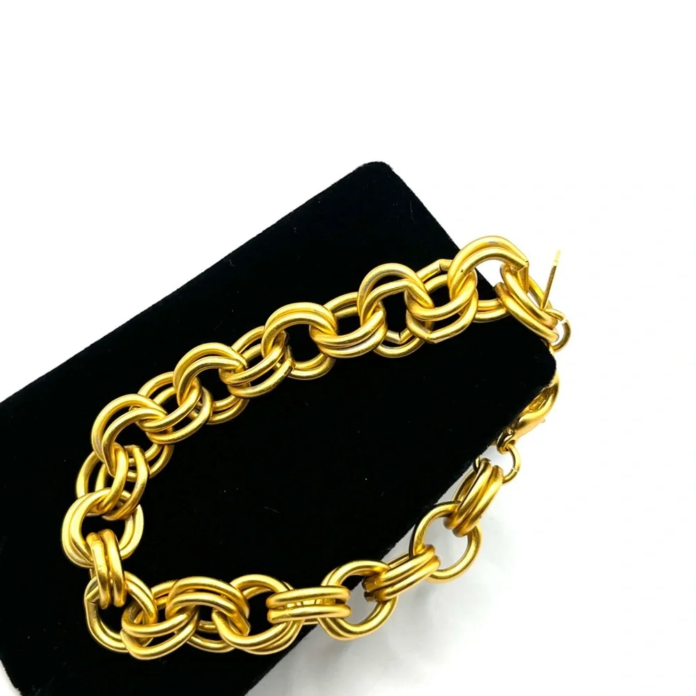 Anne Klein elegant gold