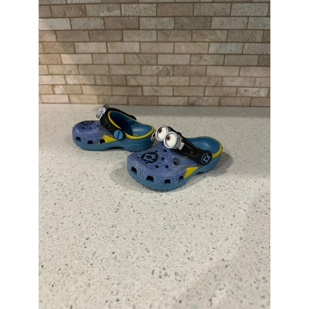 CROCS kid minion
