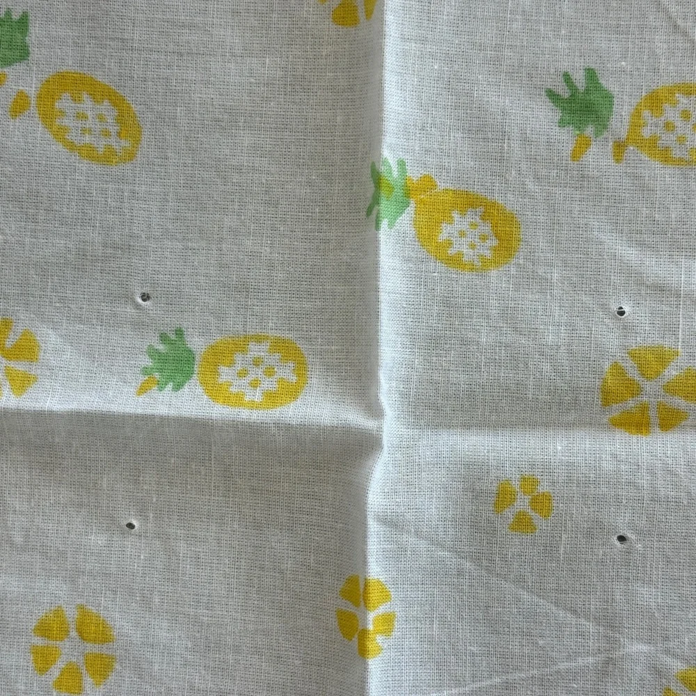 Vintage napkins printed pineapples , set of 8,nwot