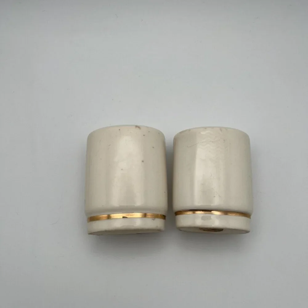 Harker Bakerite vintage pair
