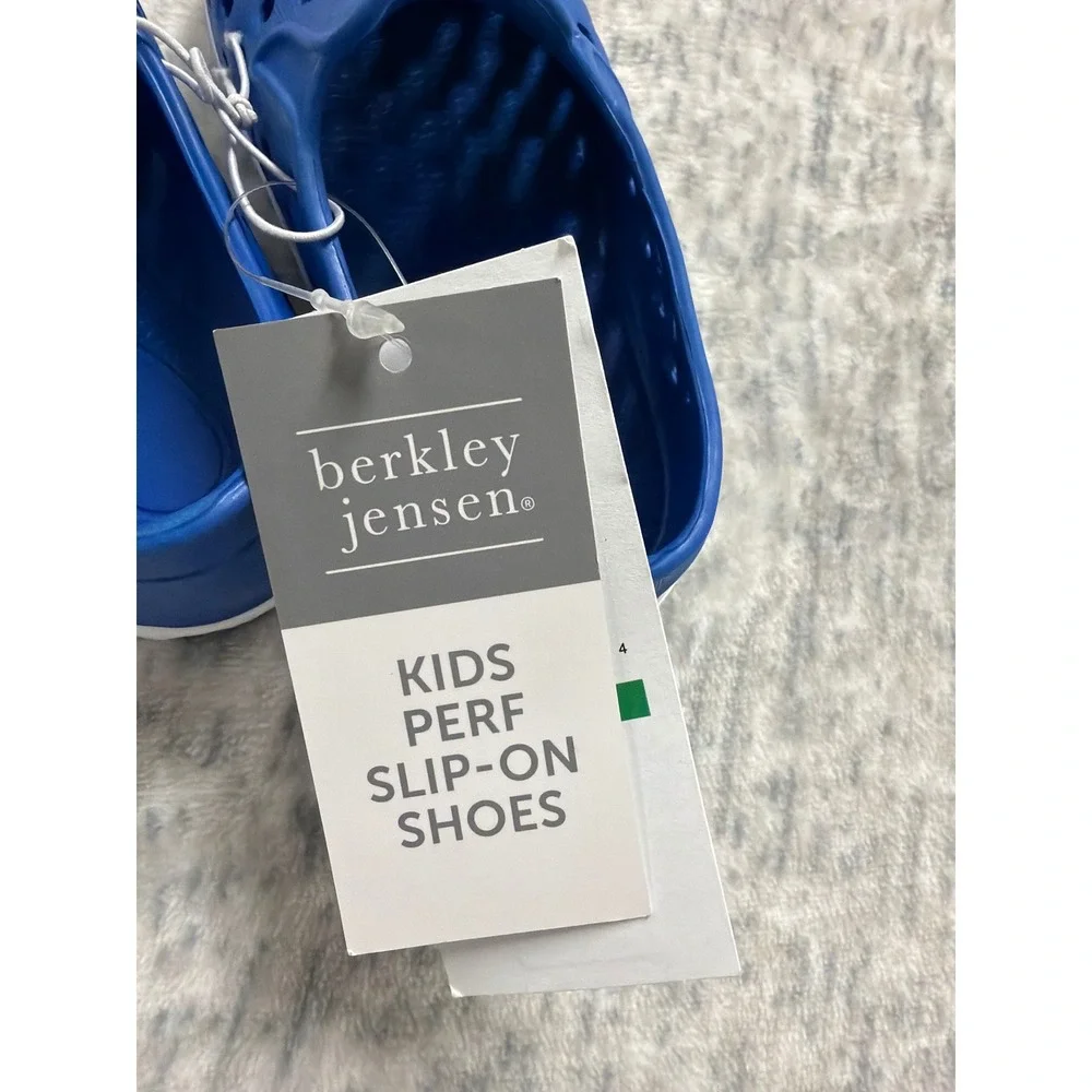 Berkley Jensen lightweight breathable