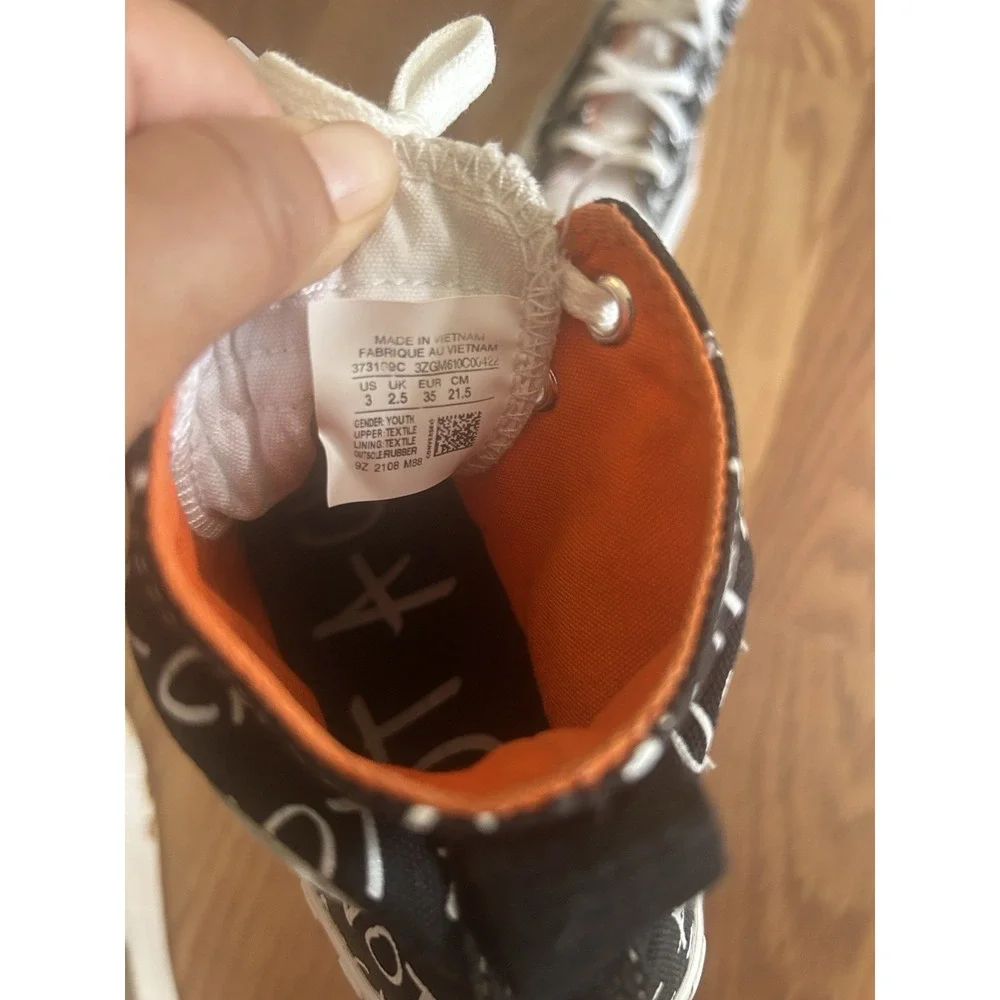 Converse not chuck