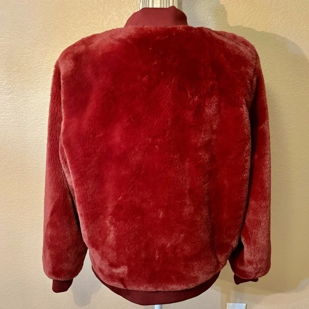 Say What? hem closure